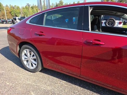 Used 2024 Chevrolet Malibu LT image 15