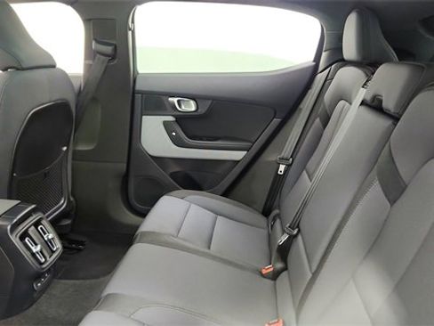 Used 2023 Polestar Polestar 2 w/ Pilot Pack image 28