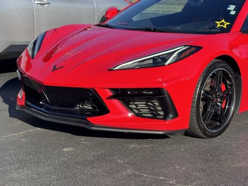 Used 2020 Chevrolet Corvette Stingray Premium Cpe w/ 3LT Preferred Equipment Group image 28
