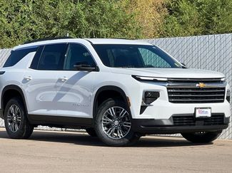 New 2026 Chevrolet Traverse LT w/ Driver Confidence Package video 2