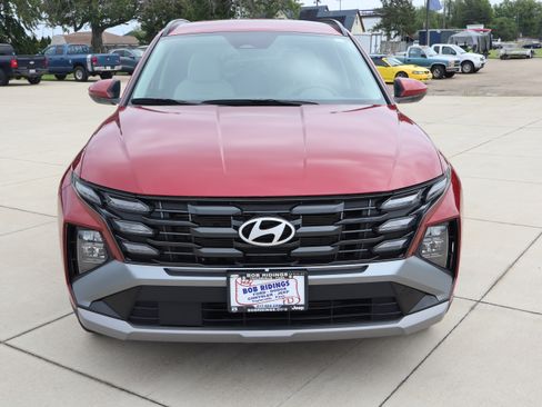 Used 2025 Hyundai Tucson SEL FWD image 3
