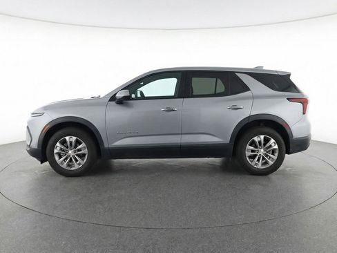 Used 2025 Chevrolet Equinox LT FWD image 5