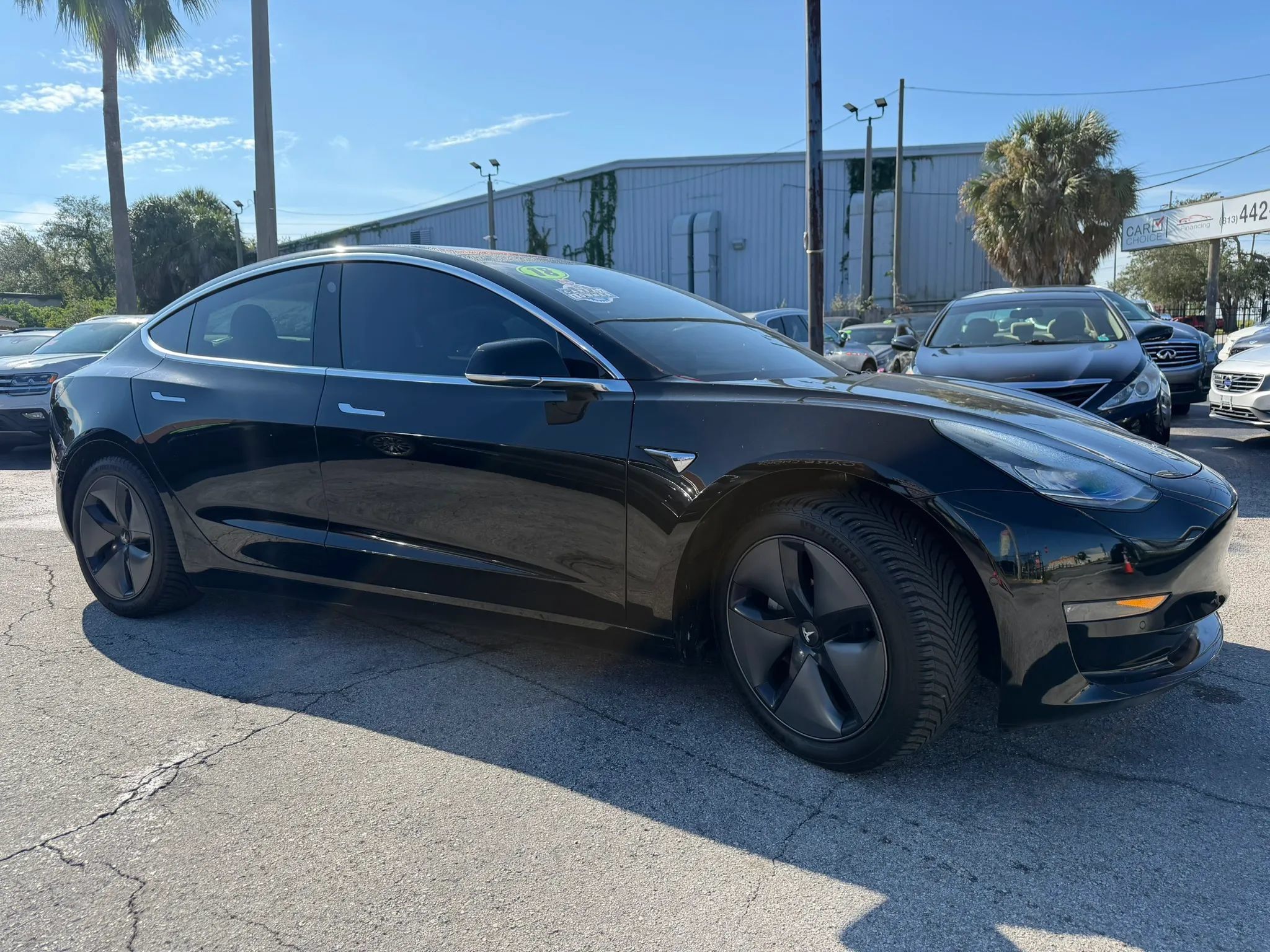 Used 2018 Tesla Model 3 Mid Range RWD image 3