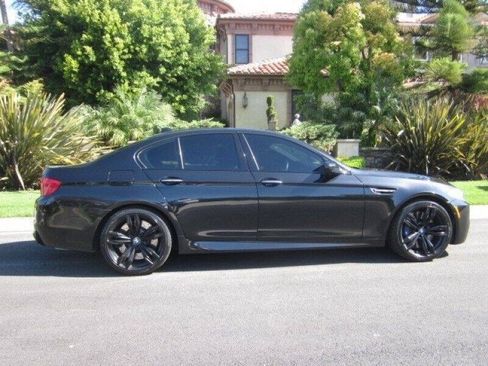 Used 2013 BMW M5 RWD image 5