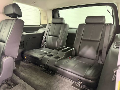 Used 2007 GMC Yukon SLT w/ SLT Preferred Equipment Group image 36