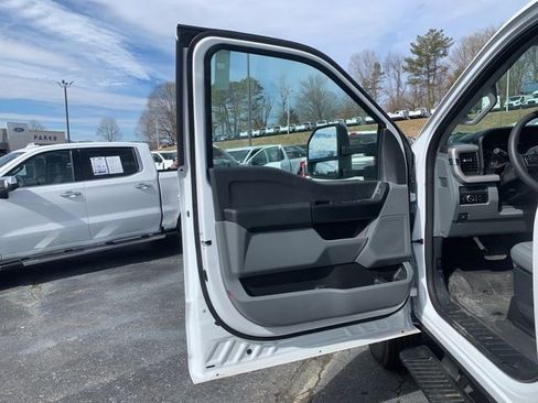 New 2024 Ford F350 XL w/ XL Chrome Package AWD/4WD image 31