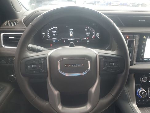 Used 2024 GMC Yukon Denali image 33