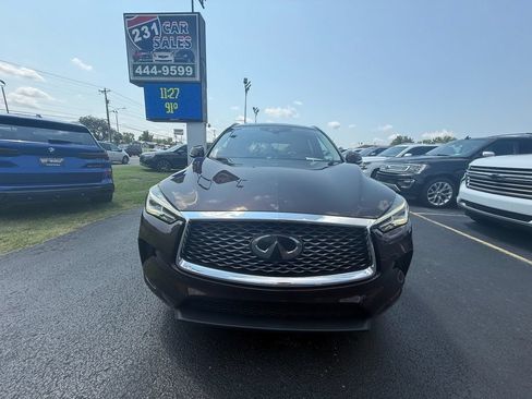 Used 2020 INFINITI QX50 Luxe w/ Navigation Package FWD image 8