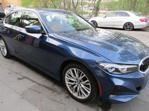 Used 2024 BMW 330e xDrive image 21