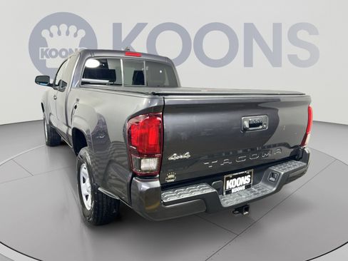 Used 2023 Toyota Tacoma SR w/ SR Convenience Package AWD/4WD image 4