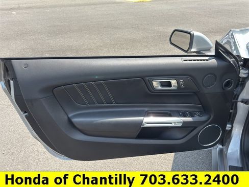 Used 2022 Ford Mustang Premium RWD image 20