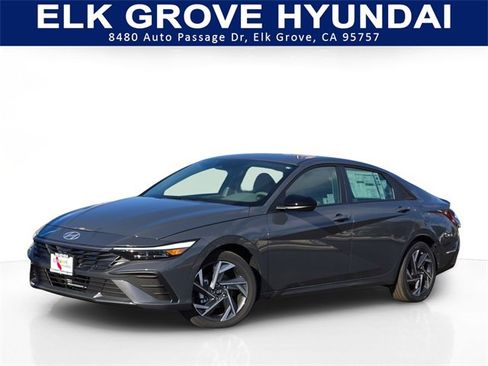 New 2025 Hyundai Elantra SEL image 1
