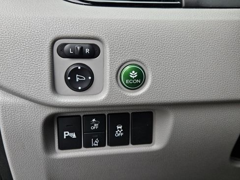 Used 2022 Honda Pilot Touring image 27