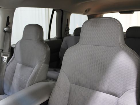 Used 2002 Dodge Durango Sport image 4