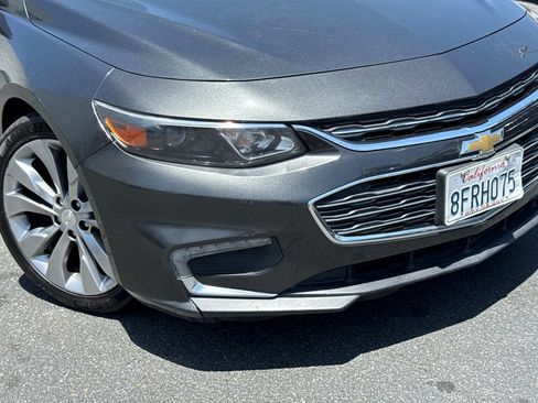Used 2018 Chevrolet Malibu Premier w/ Premier Sun and Wheel Package FWD image 6