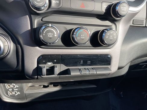 Used 2024 RAM 2500 Big Horn image 19