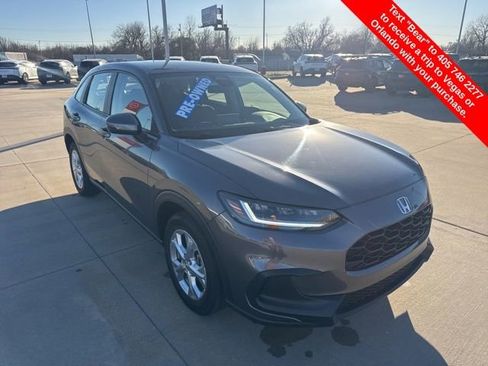 Used 2025 Honda HR-V LX image 7
