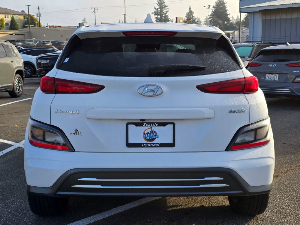 Used 2023 Hyundai Kona SE FWD image 6