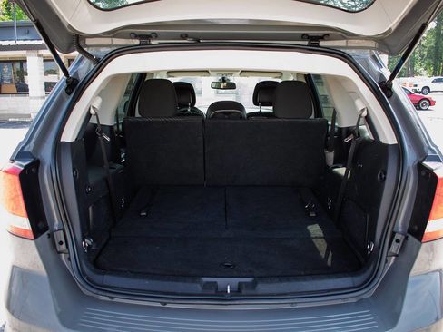 Used 2019 Dodge Journey SE w/ Connectivity Group FWD image 33