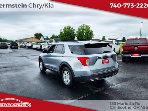 Used 2020 Ford Explorer XLT w/ Equipment Group 202A AWD/4WD image 5