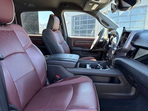 Used 2025 RAM 2500 Limited AWD/4WD image 12