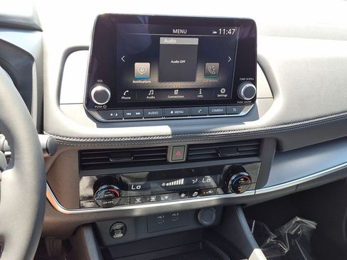 New 2026 Nissan Rogue SV FWD image 15