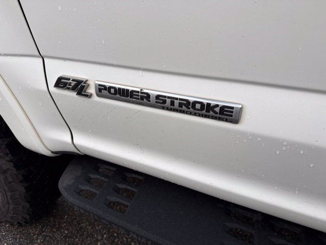 Used 2022 Ford F350 Platinum w/ Tremor Off-Road Package AWD/4WD image 18