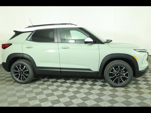 New 2026 Chevrolet TrailBlazer ACTIV w/ Convenience Package image 18