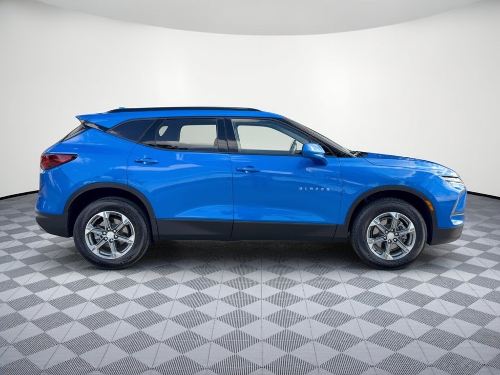 Certified 2024 Chevrolet Blazer LT w/ Convenience Package FWD image 8