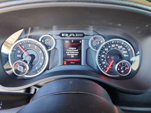 New 2026 RAM 1500 Express AWD/4WD image 16