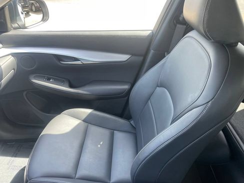 Used 2020 INFINITI QX50 Luxe w/ Navigation Package AWD/4WD image 22