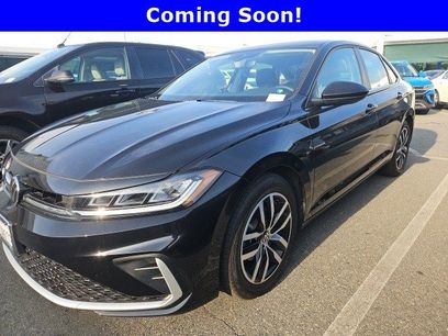 Certified 2025 Volkswagen Jetta SE