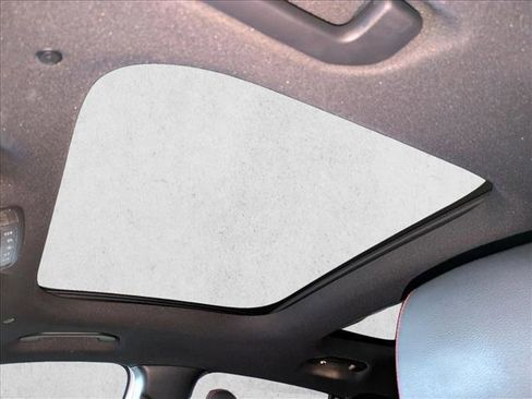 Certified 2022 Mercedes-Benz GLA 35 AMG 4MATIC image 19