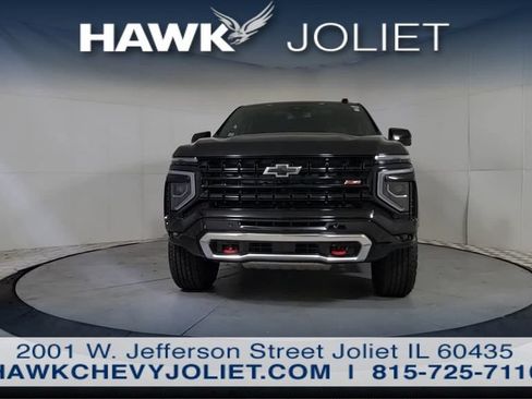 Used 2026 Chevrolet Tahoe Z71 w/ Comfort Package AWD/4WD image 3