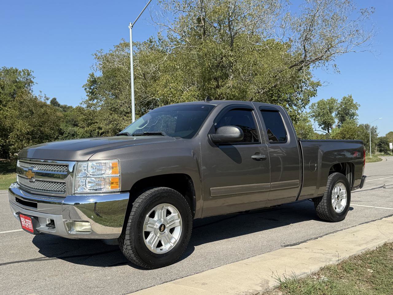 Used 2012 Chevrolet Silverado 1500 LT w/ All-Star Edition AWD/4WD image 5