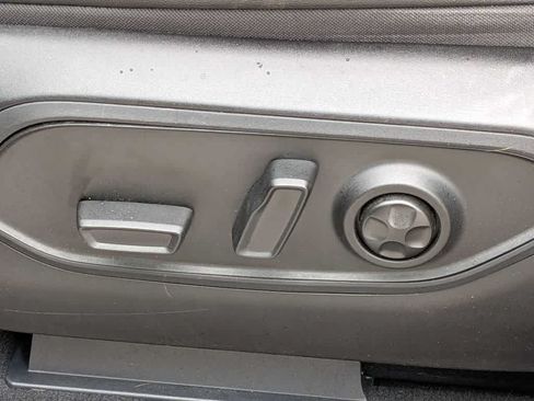 Certified 2023 Jeep Grand Cherokee Altitude AWD/4WD image 15
