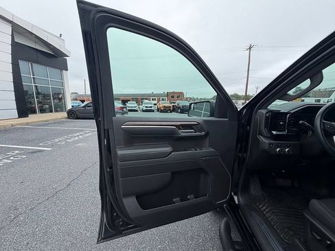 Used 2023 GMC Sierra 1500 Elevation AWD/4WD image 29