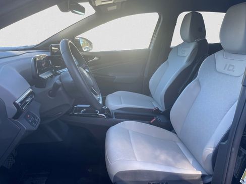 Certified 2022 Volkswagen ID.4 Pro S image 9