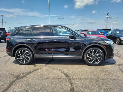 Certified 2024 Lincoln Corsair Reserve w/ Equipment Group 201A AWD/4WD image 3