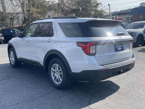 New 2026 Ford Explorer Active image 4