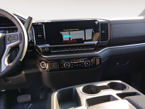 New 2025 Chevrolet Silverado 2500 LT w/ Convenience Package image 11