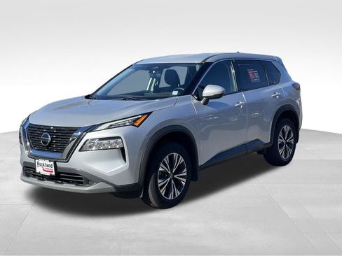 Certified 2021 Nissan Rogue SV w/ Premium Package AWD/4WD image 2