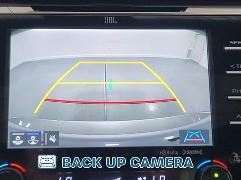 Used 2018 Toyota Camry XSE FWD image 21