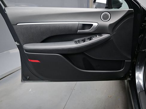 Certified 2026 Hyundai Sonata SE FWD image 9