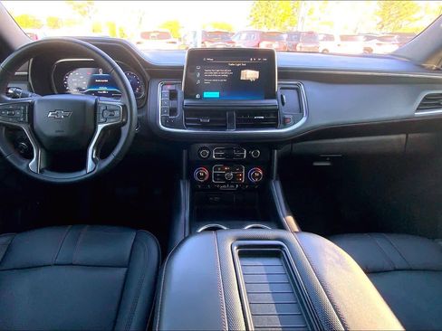 Used 2023 Chevrolet Suburban RST w/ Luxury Package image 16