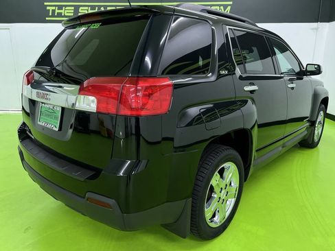 Used 2013 GMC Terrain SLT w/ Chrome and Technology Package FWD image 9
