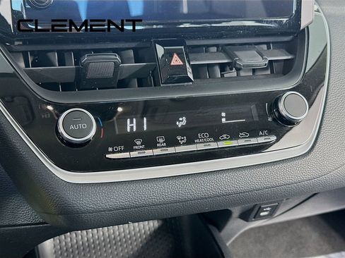 Used 2023 Toyota Corolla LE image 22