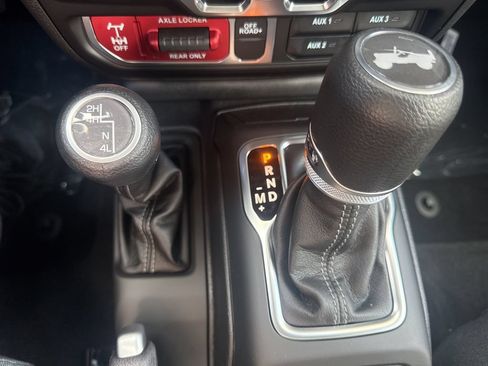 New 2025 Jeep Wrangler Unlimited Sport AWD/4WD image 26