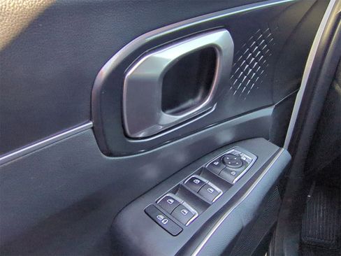 Used 2023 Kia Sorento S w/ Panoramic Sunroof Package image 14