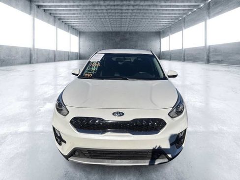 Used 2021 Kia Niro LX image 1